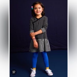 Khumbu Double Knit Hoodie
Dress Tea Collection